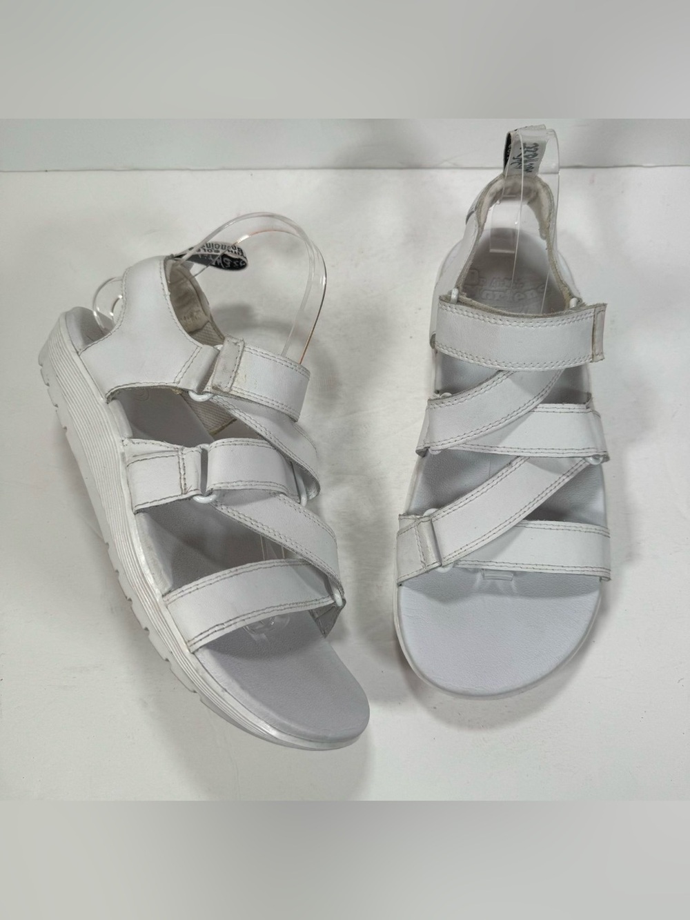 Dr. Martens Redfin White Leather Strappy Sandals Women Size 9